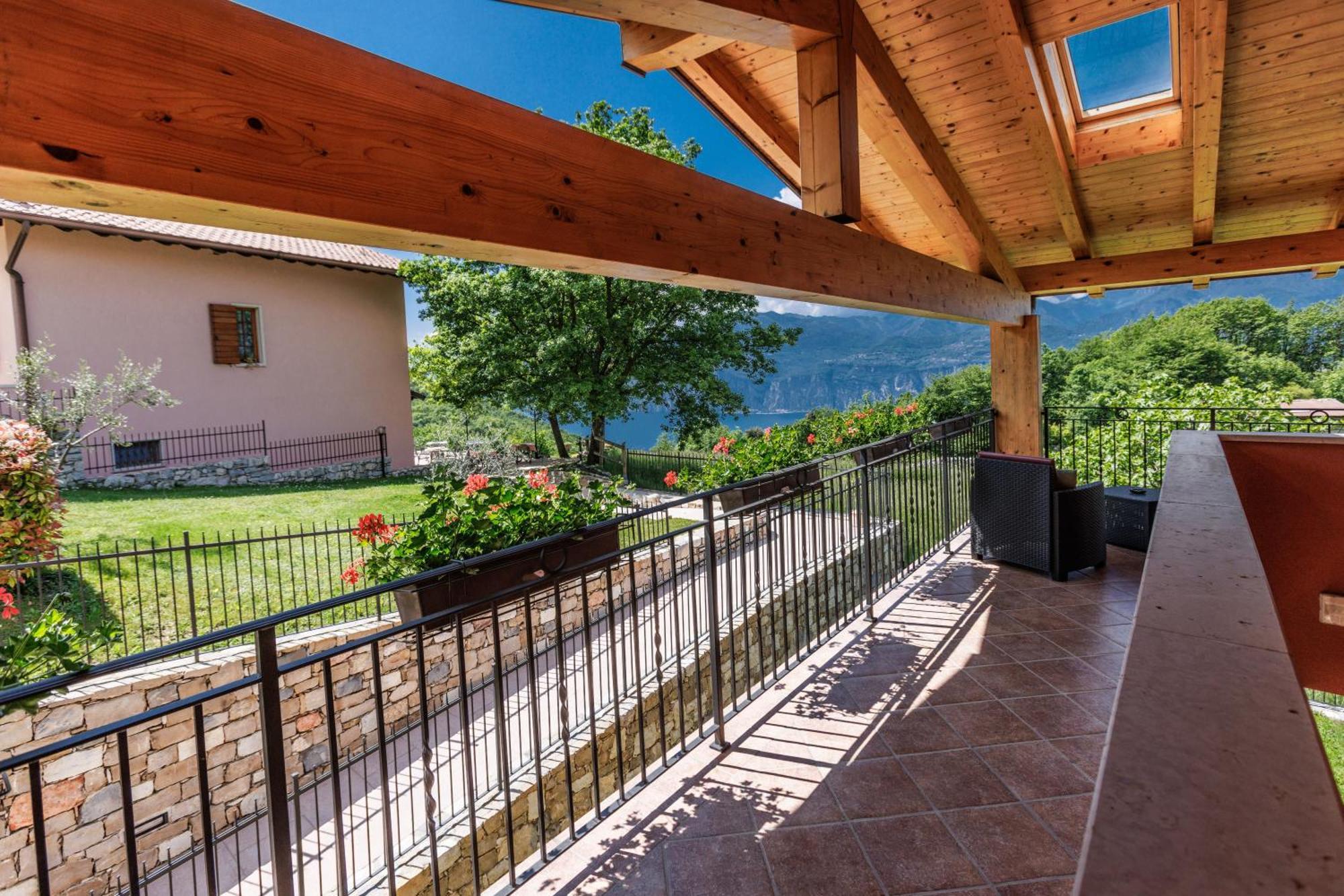 Agriturismo San Maggiore Malcesine Exterior photo